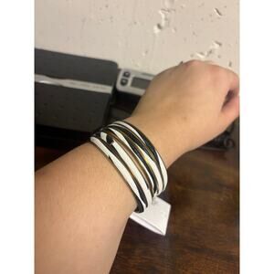 Fantasia La Moda Black White Striped Abstract Fashion Jewelry Bracelets 5 NEW